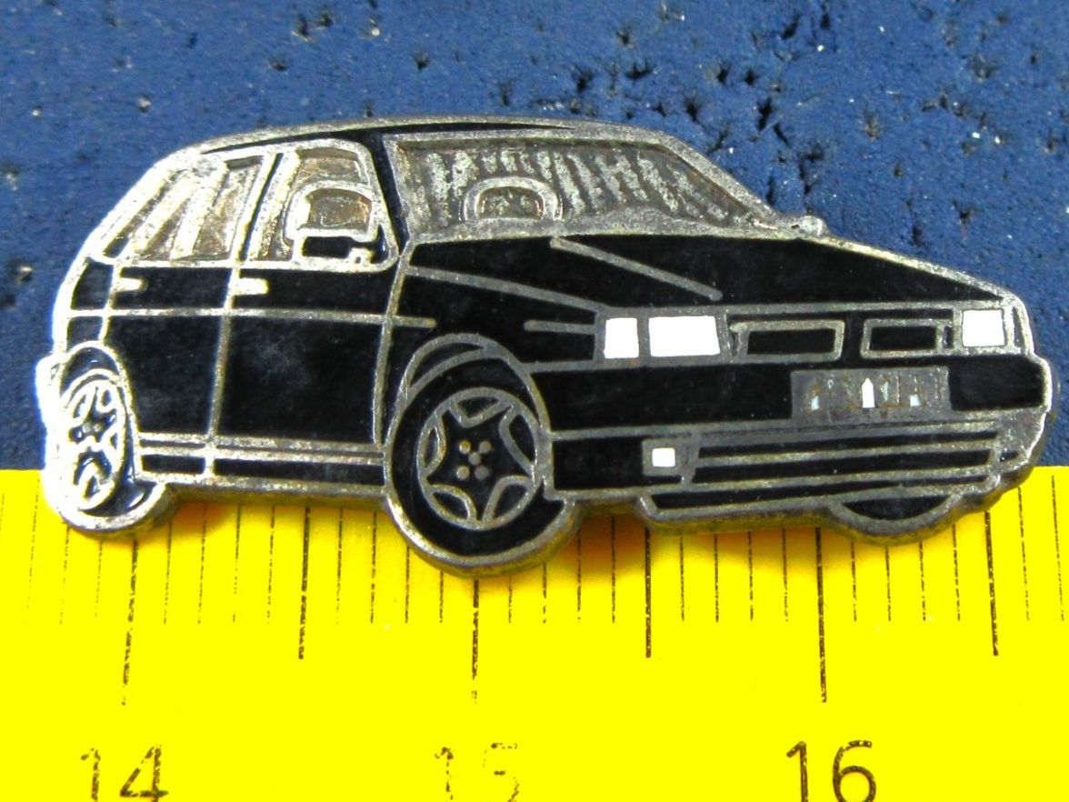 Fiat Placchette & Badge: FIAR TIPO AUTO PIN ENAMEL SCHWARZ MIT SECURITY-CLIP – Usato da Ettingen venduto da Hausi4711 1