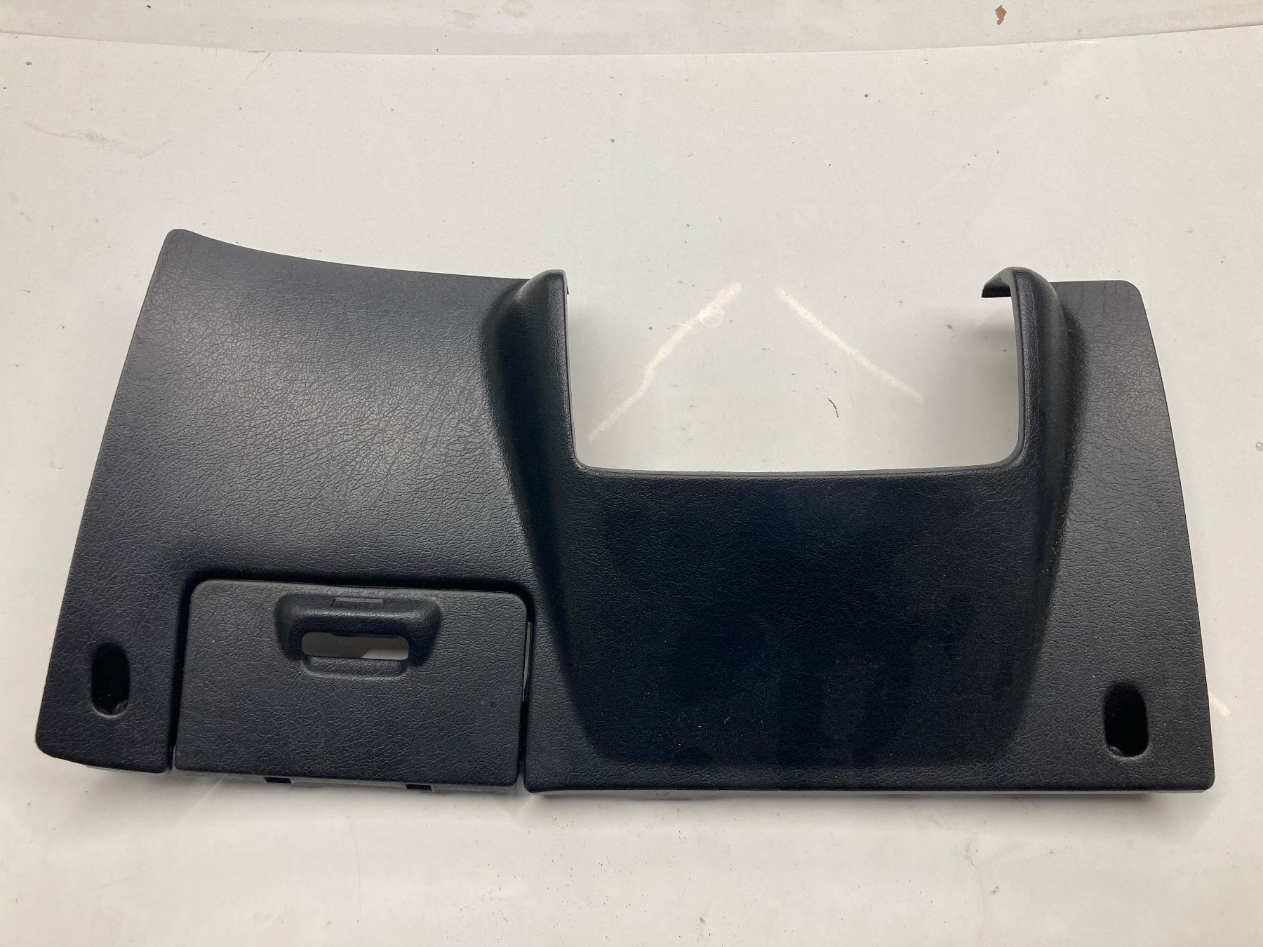 Honda Tutti pezzi di ricambio auto: 93-97 Honda Del Sol Left Under Dash Column Panel Cover Plate – Usato da Camorino venduto da Vasal