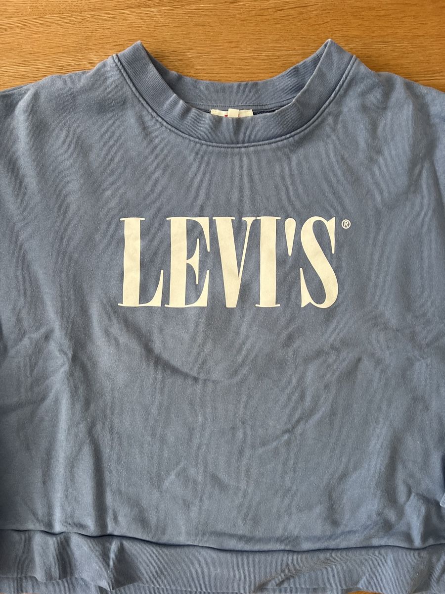Levi's Pullover & Sweatshirts: Sweatshirt LEVIS – Gebraucht aus Davos Platz von boom62 1