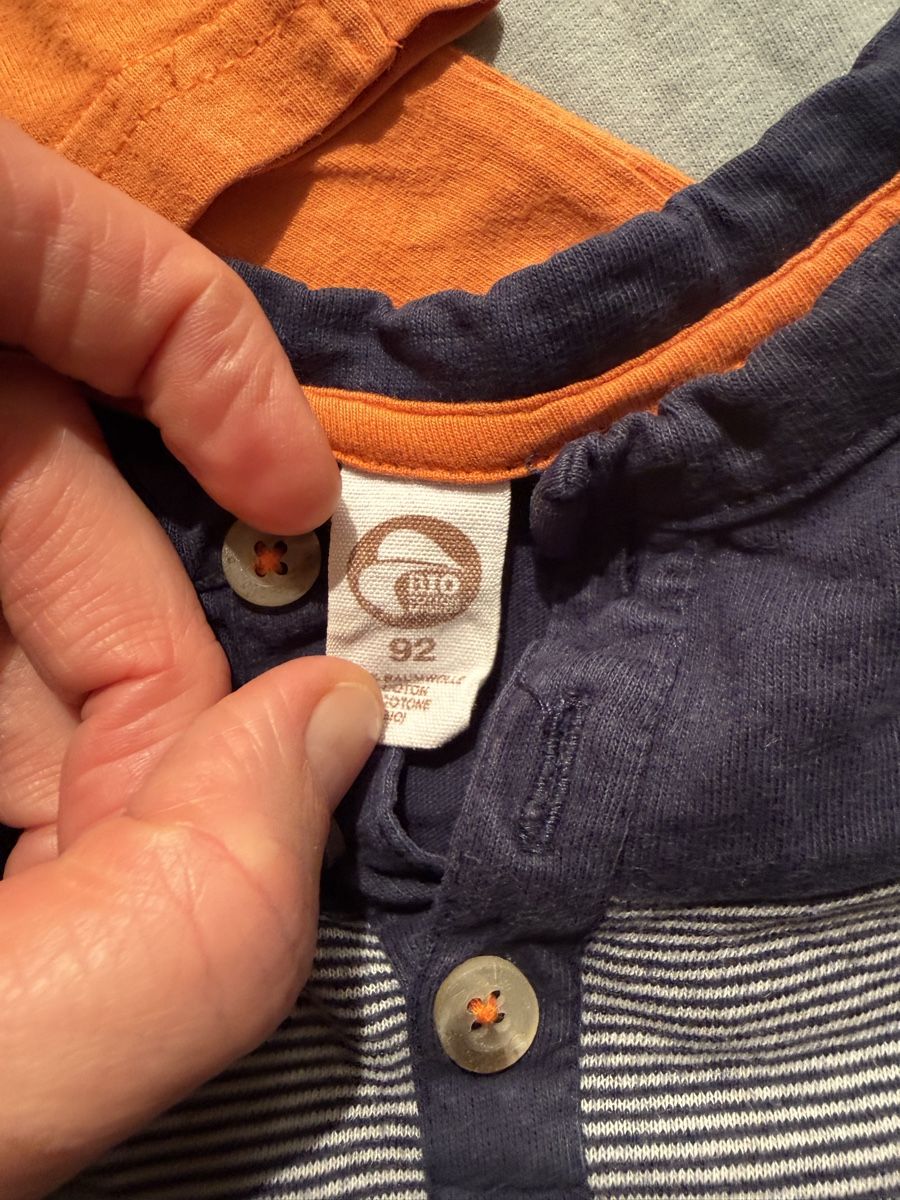 Maglioni & Felpe: 4 Langarmshirts /dünne Pullover ca. Grösse 92 – Usato da Münchenstein venduto da nuk2018 1