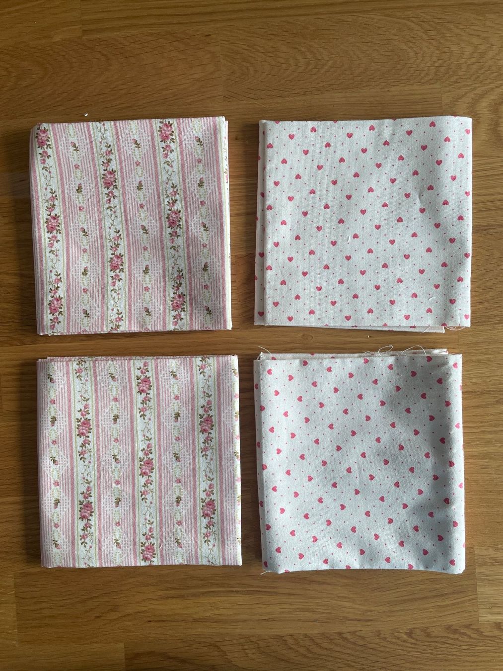 Stoffe: Fat quarter/Coupon patchwork-couture Roses & Coeurs – Neu und originalverpackt aus Gland von san_xz5j 1