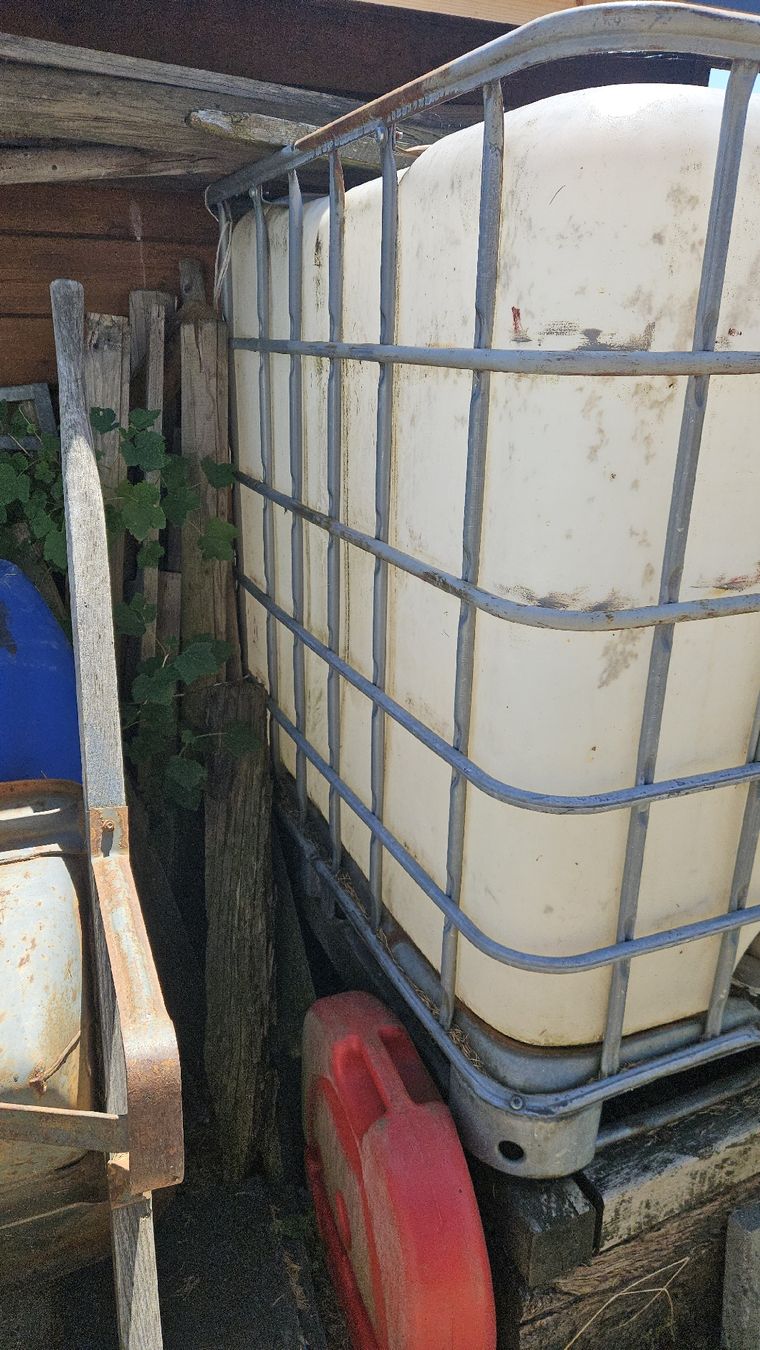 Abreuvoirs & Auges: Regenwassertank – D'occasion à Wiedlisbach par Papillon83 1