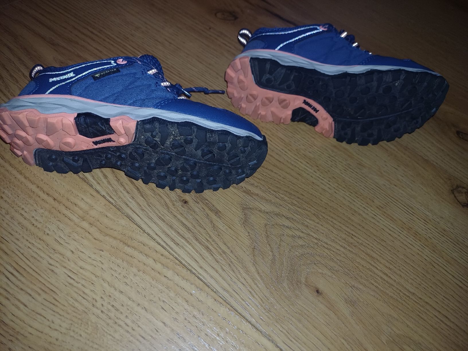 Meindl Schuhe für Jungen: Wanderschuhe Meindl Gr 29 – Gebraucht aus La Punt Chamues-ch von Aniram87 1