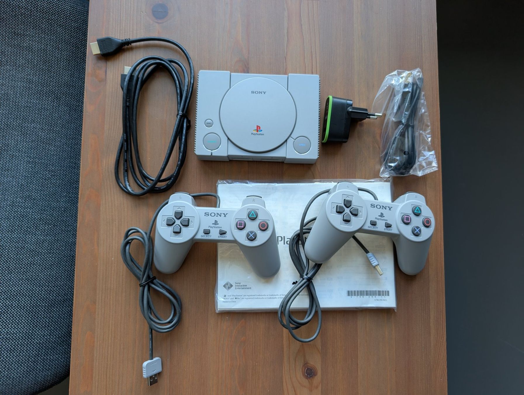 Sony Console: Sony Playstation Classic Mini-Konsole OVP – Usato da Zürich venduto da dev_oyster 4