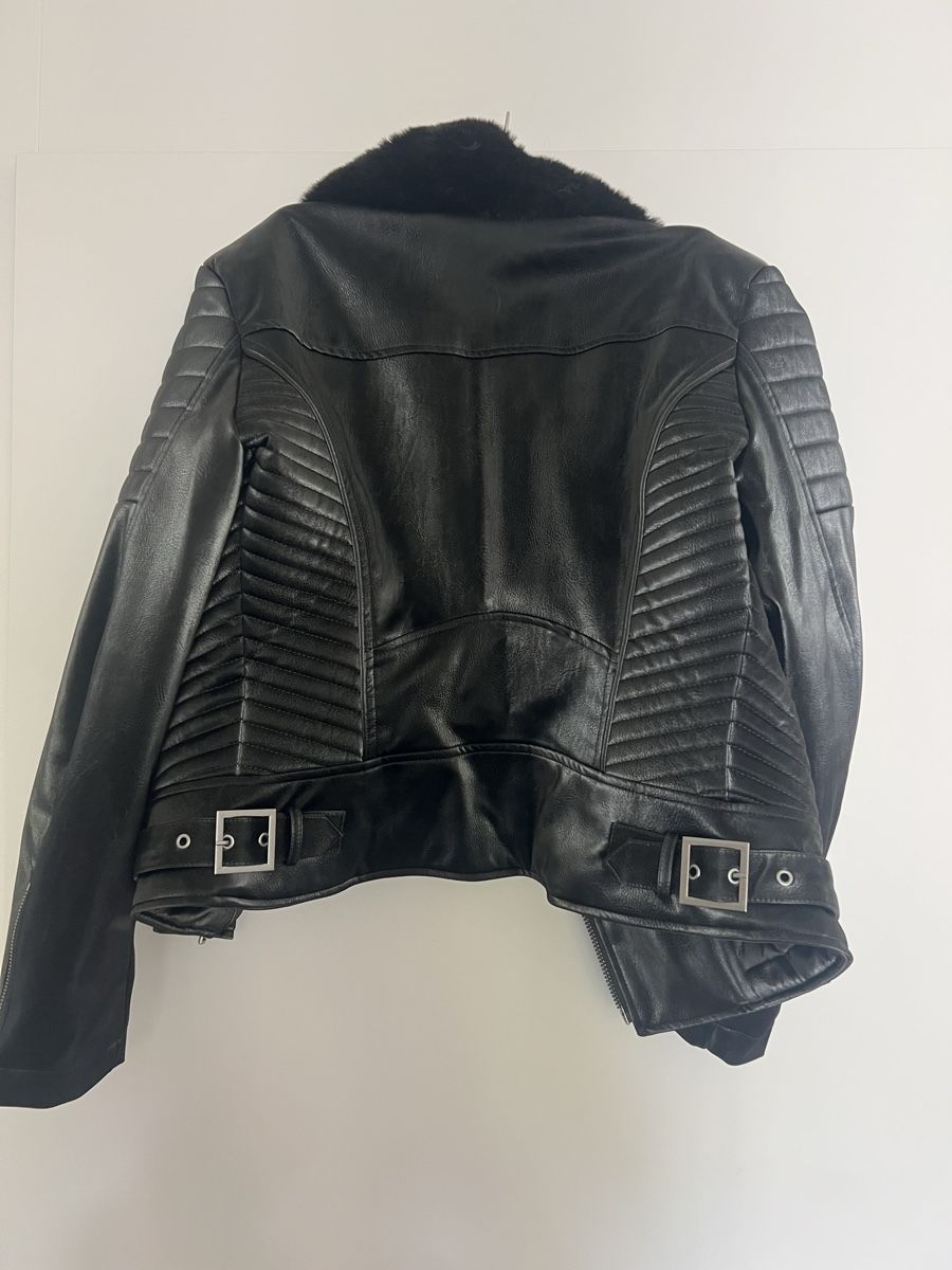 Guess Giacche: Lederjacke - Guess - Woman – Nuovo (secondo la descrizione) da Kriens venduto da mendaa 1