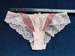 New hunkemöller light pink lace thong slip S
