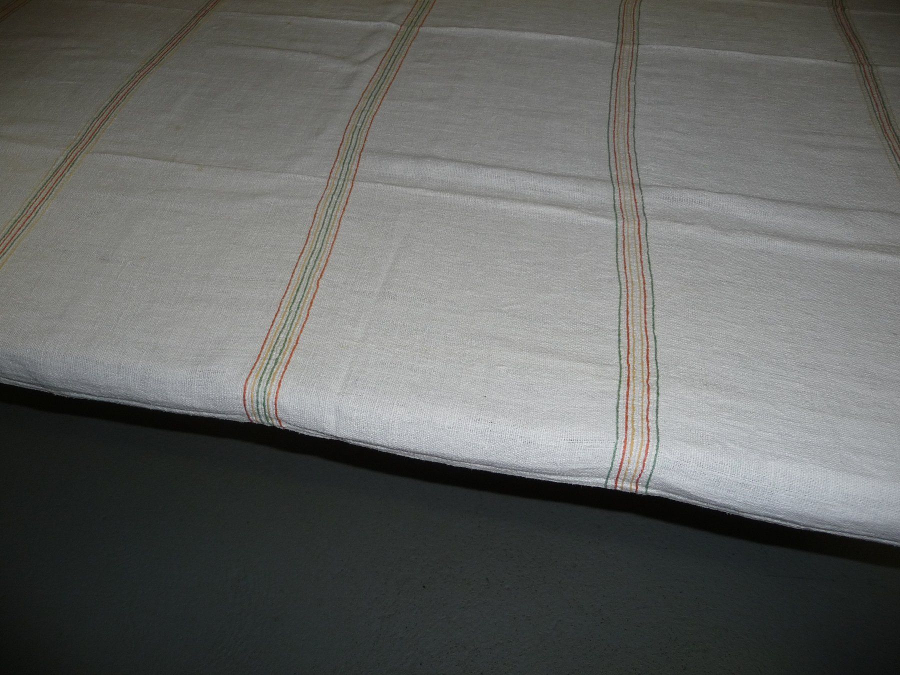 Altra biancheria da tavola: alte Leinentischdecke 105/235cm. – Usato da Kirchberg BE venduto da lavendel02 3