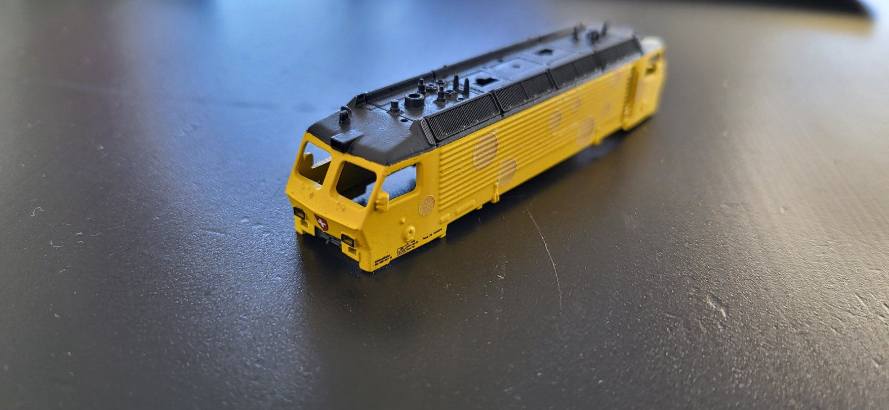 Modellini di ferrovie: Caisse Re 4/4 IV Chäs – Usato da Colombier NE venduto da Couscous12 3