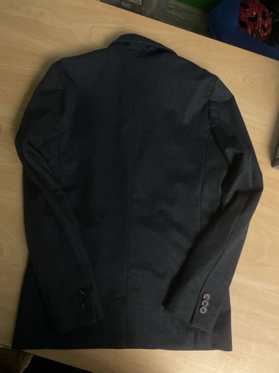 We Completi: WE Anzug Sakko Gr. 164, Top – Nuovo (secondo la descrizione) da Obergerlafingen venduto da cabo4 5