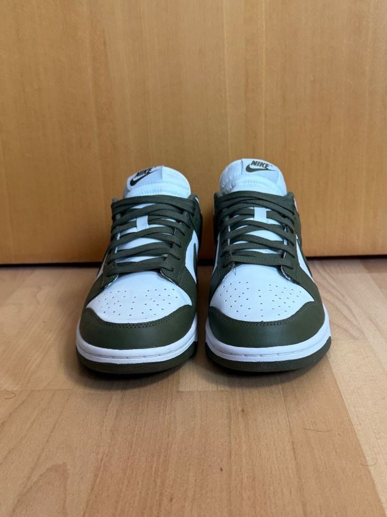 Nike Scarpe da uomo: Nike Dunk Low Medium Olive gr 42.5 – Nuovo (secondo la descrizione) da Muhen venduto da mauyo 1