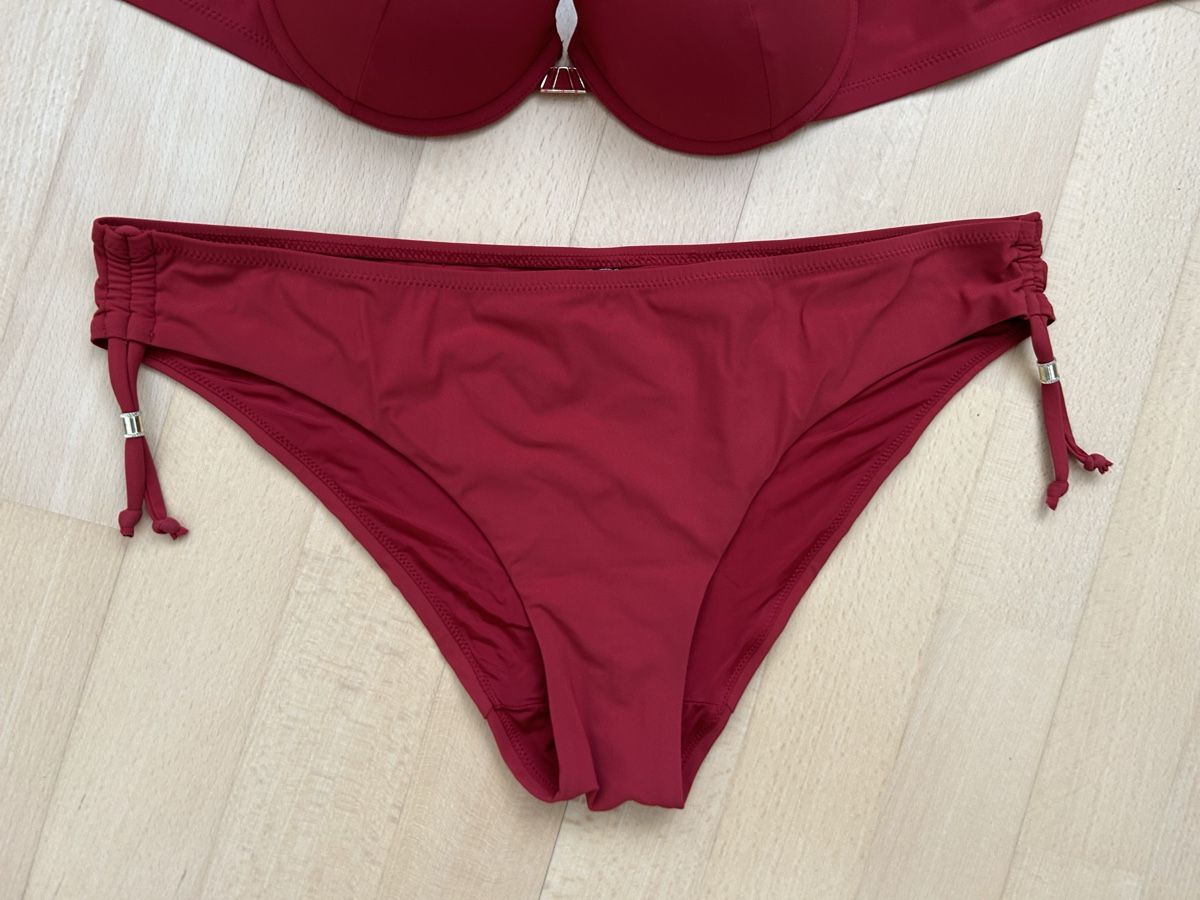 Costumi da bagno & Bikini: Bikini rot, B 75/80, Höschen L – Usato da Reinach BL venduto da meinstil 2