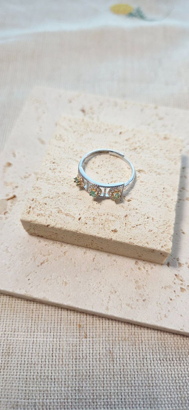 Anelli: NEW - S925 Emerald Ring (Adjustable) – Nuovo (secondo la descrizione) da Zürich venduto da cin_wcf6 5