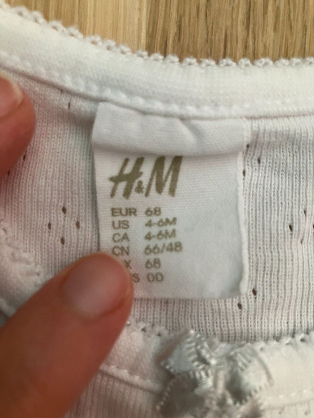 Biancheria intima: Kurzer Body H&M 68. – Usato da Zürich venduto da tscherel 1