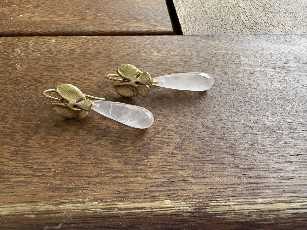 Ohrringe & -stecker: Glücksli Schmetterlingsohrringe zu verkaufen – Gebraucht aus Schaffhausen von sen_pxn9