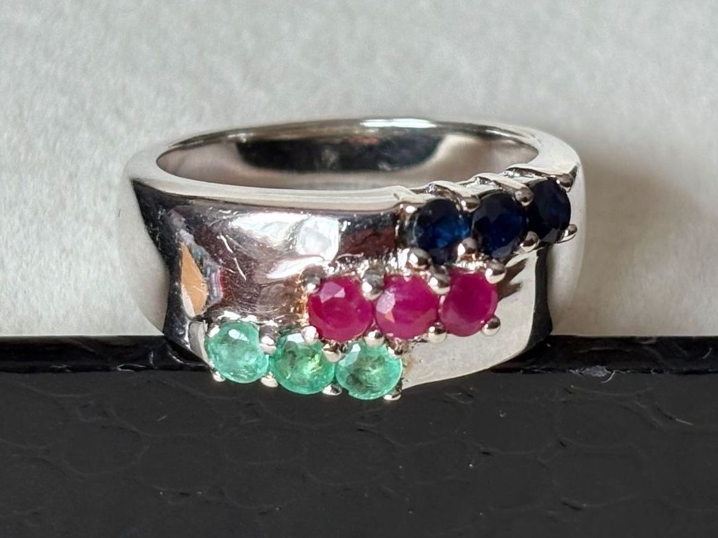 Ringe: Ring Trilogie Rubin, Smaragd, Saphir, S925, Gr. 57, NEU – Neu (gemäss Beschreibung) aus Brugg AG von lau_9rvy