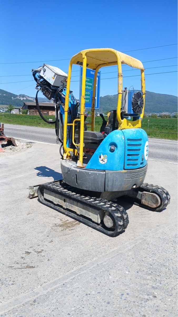 Escavatori: Bagger Messersi 2,7 Tonnen . – Usato da Niederbipp venduto da baggerch 4
