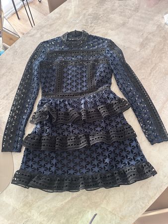 Kleid dunkelblau Self Portrait Grösse UK10/DE38guter Zustand