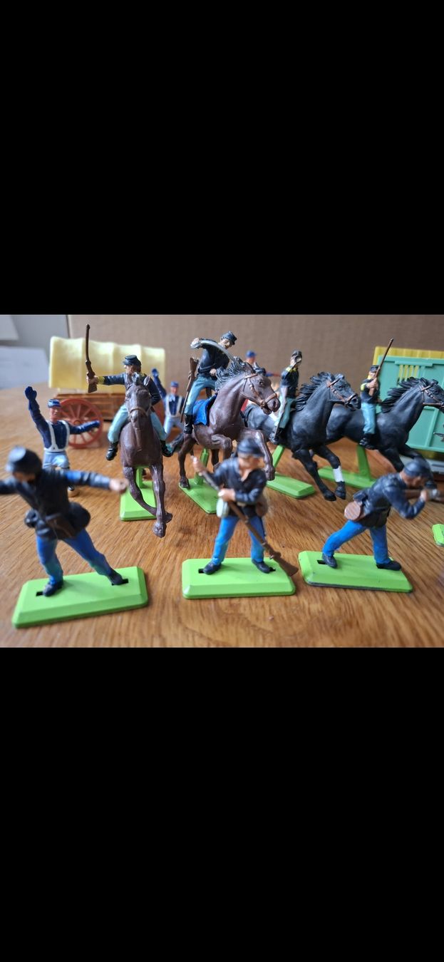 Britains Statuette: Britains LTD Deetail Set 1971 – Usato da Hunzenschwil venduto da Hardrock6 3