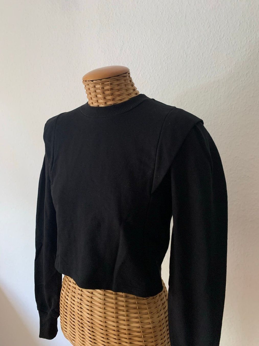 Maglioni & Felpe: Cropped Sweatshirt schwarz - XS – Usato da Zürich venduto da Diazaio 1
