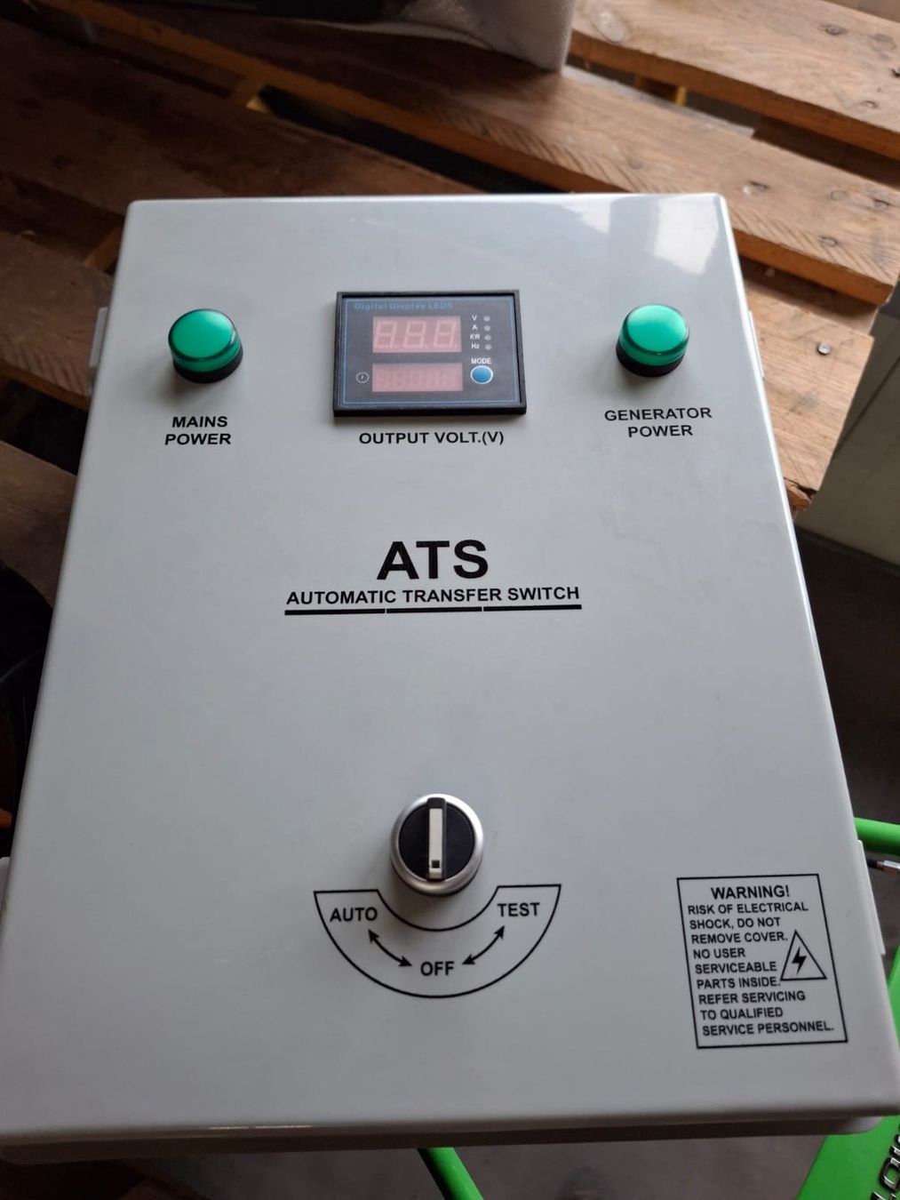 Componenti elettronici: Automatische Umschaltung CGM ATS – Usato da Sutz venduto da Shop_LehmannGT