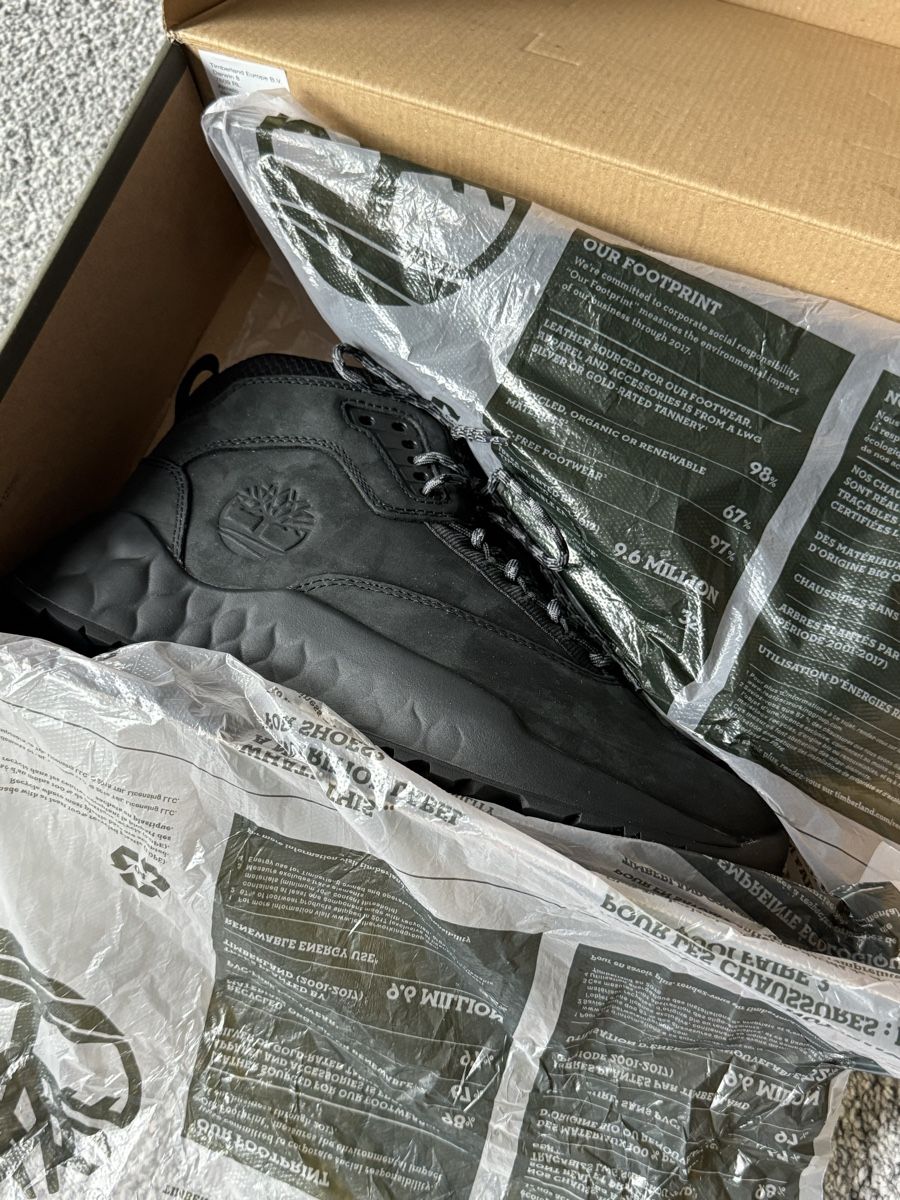 Timberland Scarpe da uomo: Timberland Solar Wave mid blackout nubuck – Nuovo e nell'imballaggio originale da Meggen venduto da gia_wz2q 3