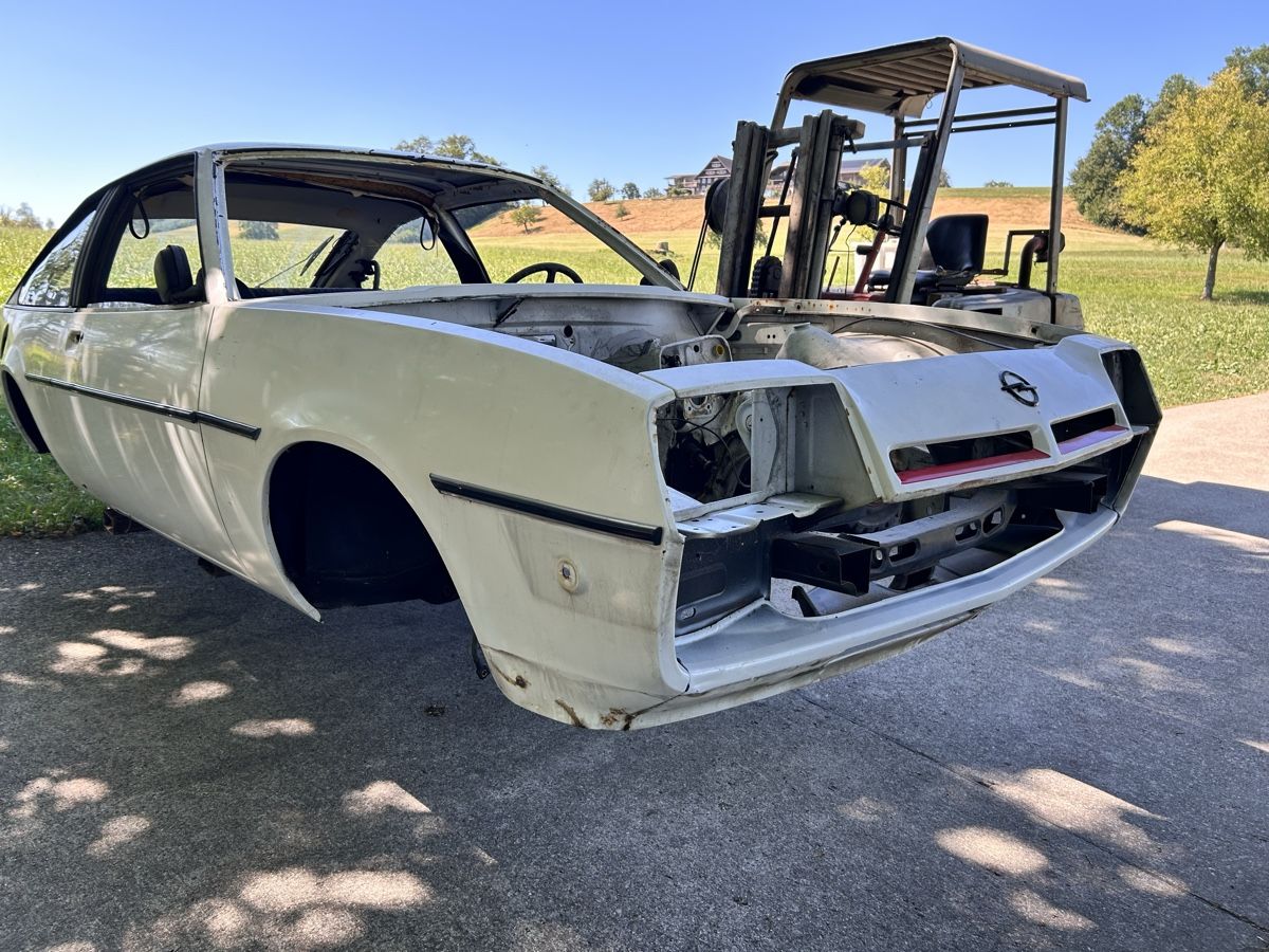 Opel Automobili: Opel Manta B – Difettoso da Hellbühl venduto da Kadettgte1979 2