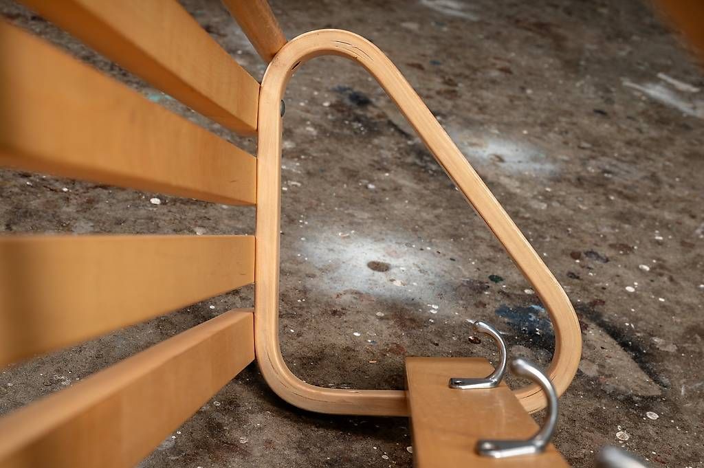 Artek Garderobe: Alvar Aalto Garderobe – Gebraucht aus Beringen von 8222Beringen 2