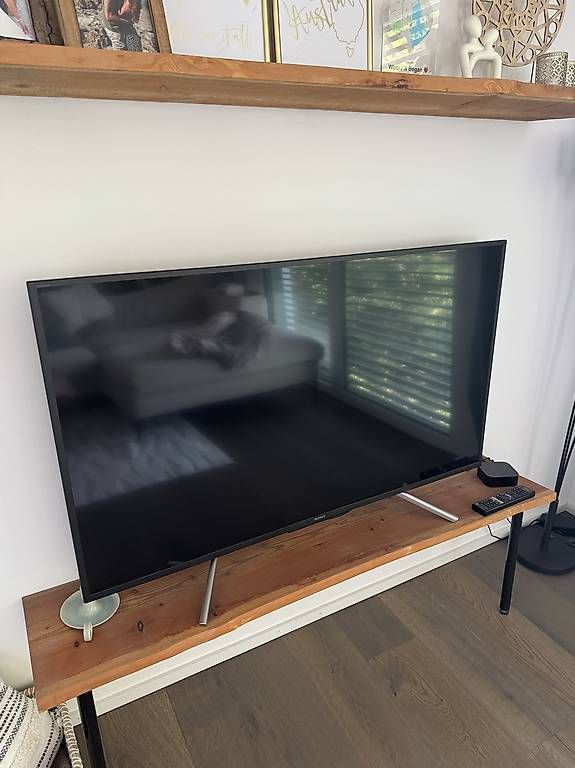 Sony Televisori: Sony 50" TV zu verkaufen – Usato da Zürich venduto da Nor_pie