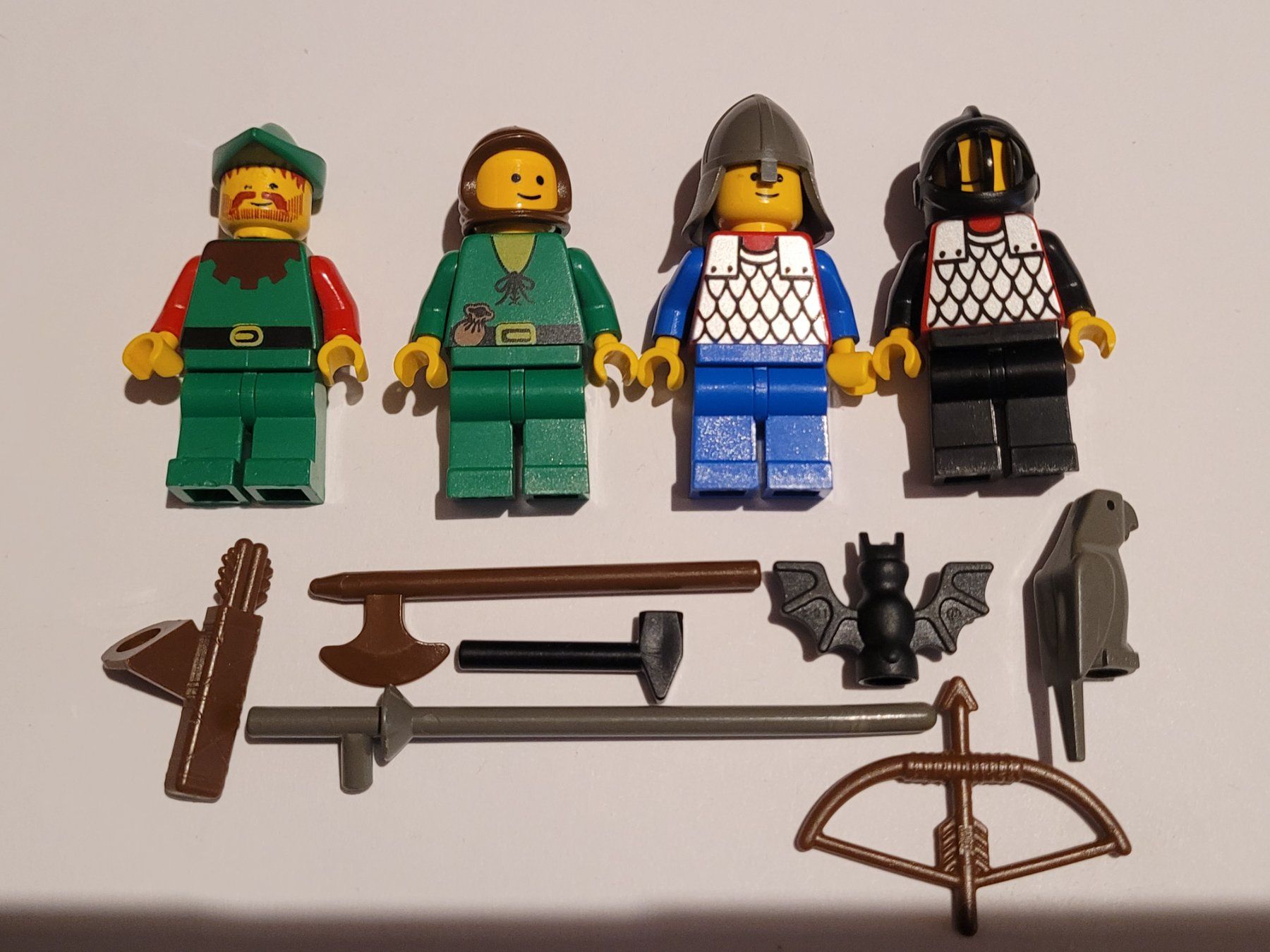 Lego Baukästen: 4 Lego Castle ritter minifiguren – Gebraucht aus La Tour-de-Peilz von estelle69