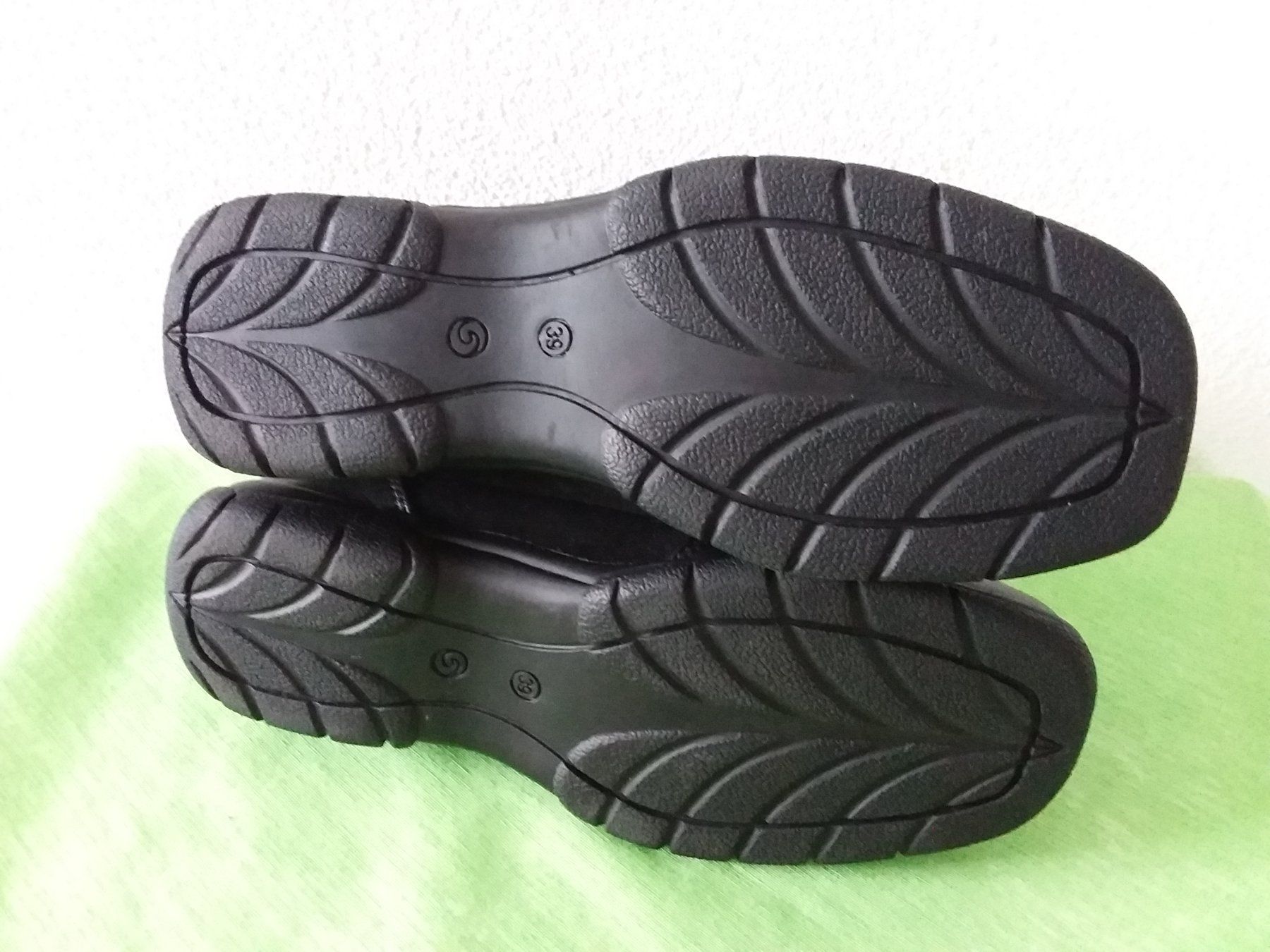 Damenschuhe: HUSH PUPPIES Stiefeletten Gr 39 – Gebraucht aus Uitikon Waldegg von Risibisi7 5