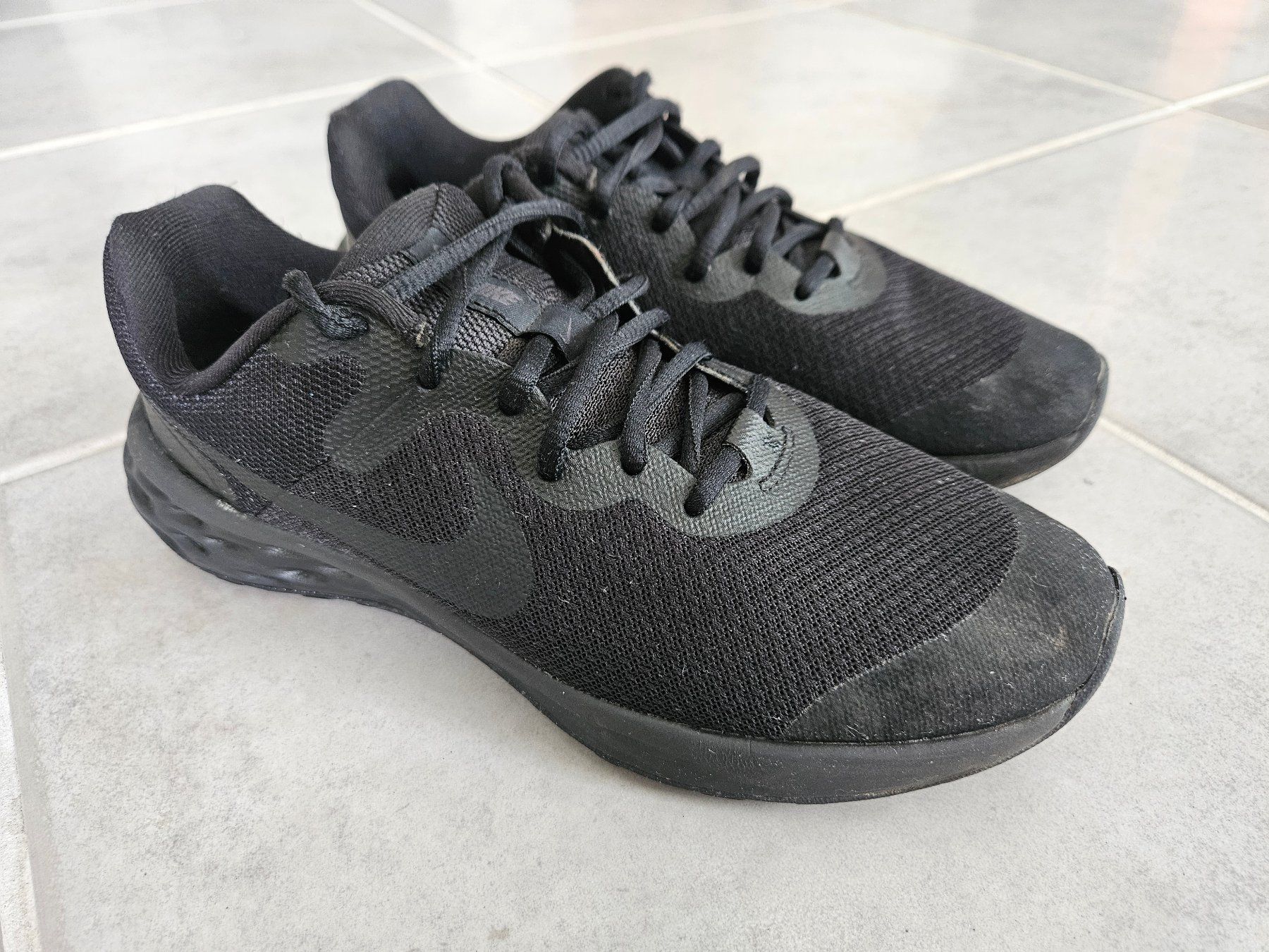 Nike Herrenschuhe: Nike Revolution 6 Grösse 38 – Gebraucht aus Bichwil von The_freshman 1