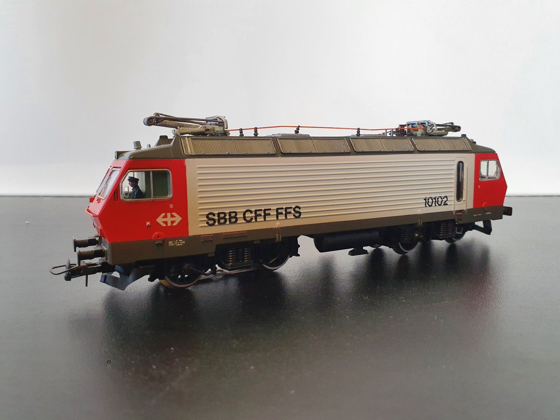 Roco Modellini di ferrovie: ROCO:AC: SBB Re 4/4IV 10102 TOP/OVP – Usato da Biglen venduto da taunus82 3