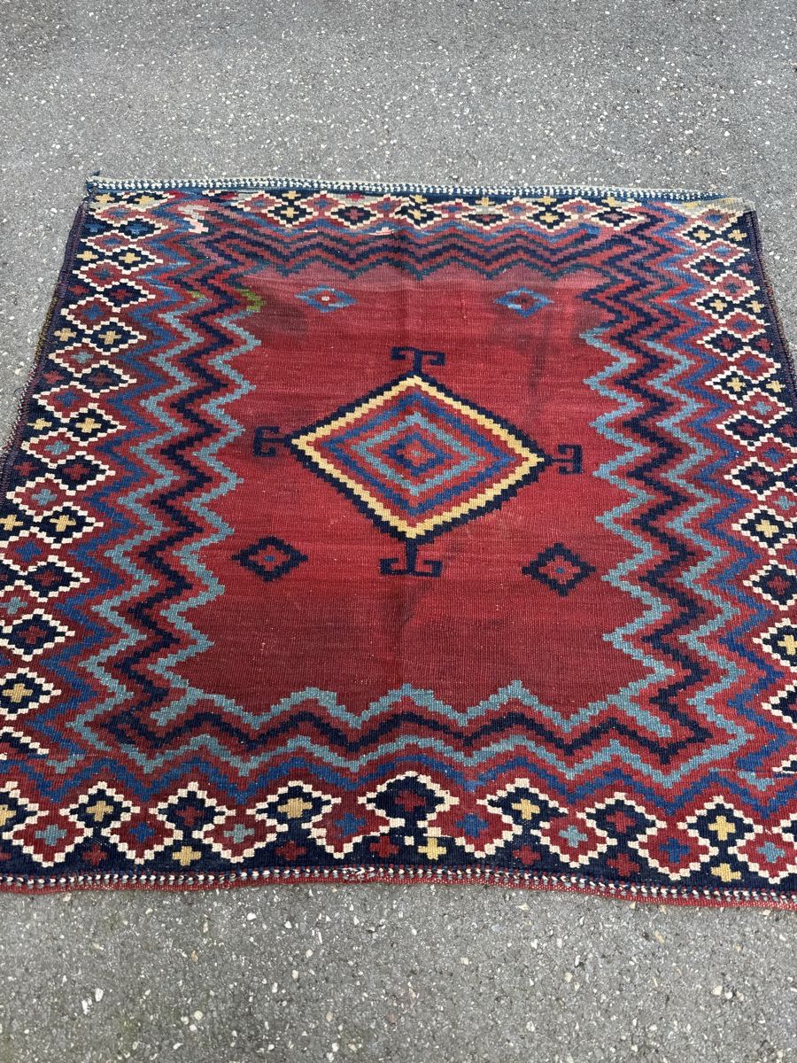 Kelim Teppiche: Alter Perserteppich Kelim 122x126 cm – Gebraucht aus Büron von Filadefia-888 1