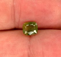 Ab 1 Fr. - 0.86 ct Turmalin Edelstein aus Afghanistan