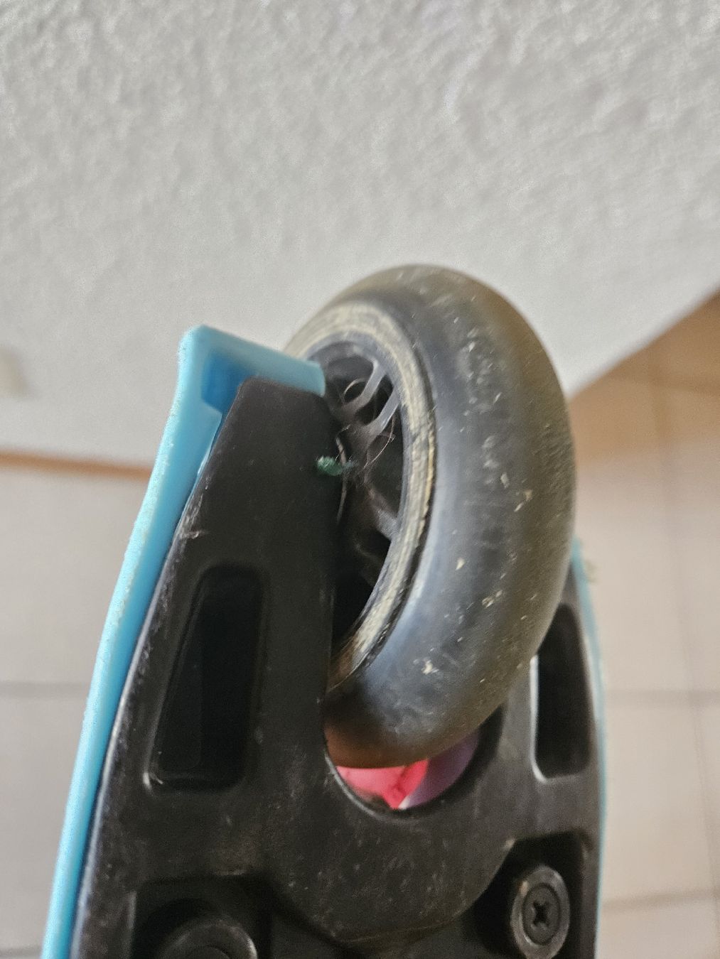 Micro Kickboard: Scooter micro mini – Gebraucht aus Biberist von Divoka 3