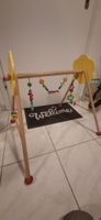 HEIMESS Holzspielbogen mit bunten Anhängern, gut erhalten