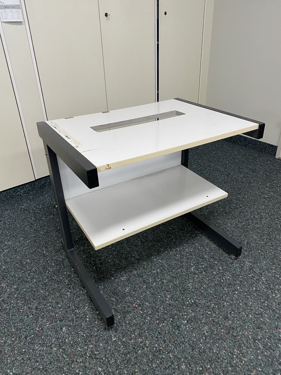 Tables: Druckertisch – D'occasion à Hägglingen par Karin0802