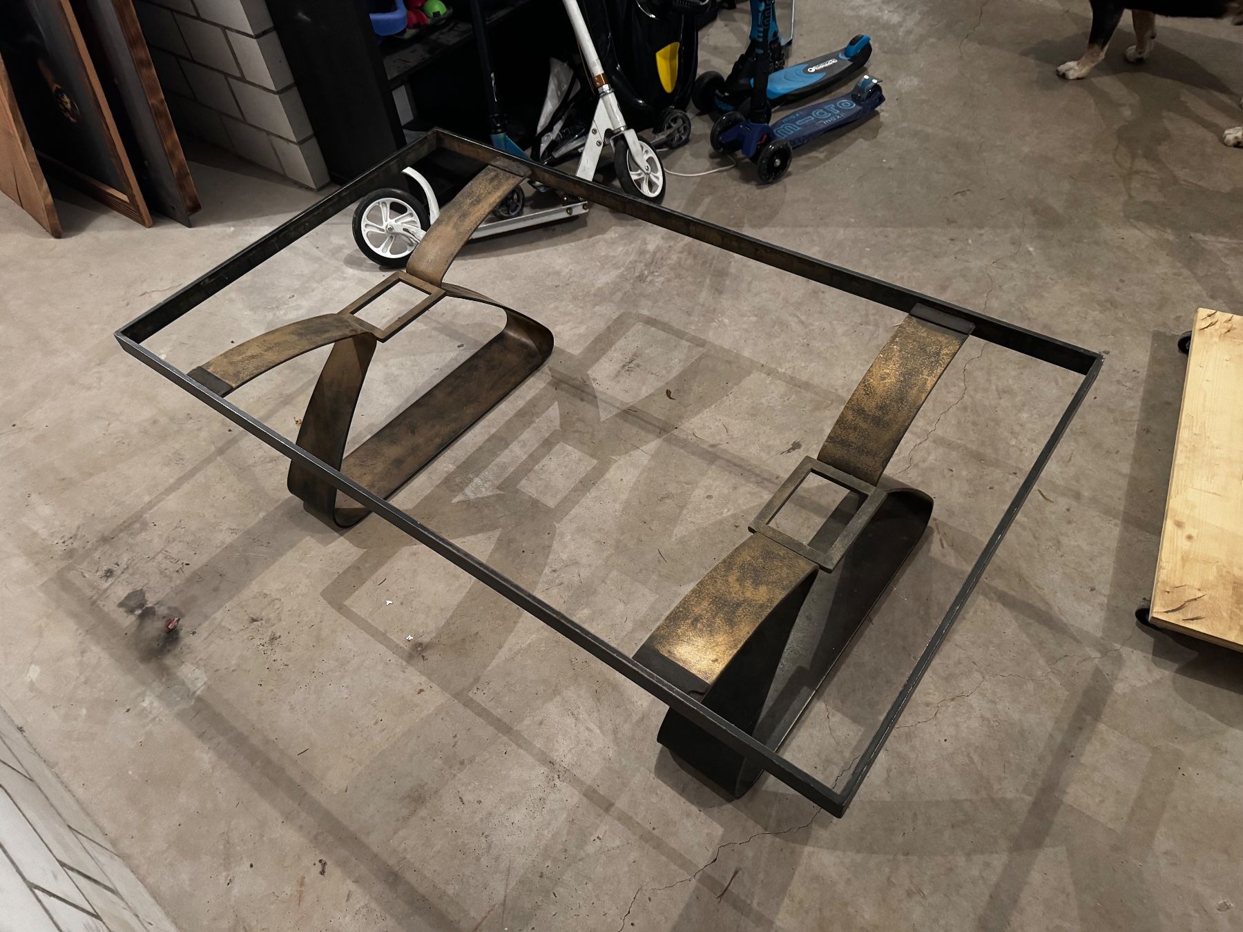 Interio Tavoli: Design Couchtisch mit Metallgestell, – Usato da Brunnen venduto da Holz-style 3