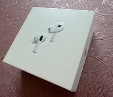 Apple Airpods Pro 2 (Lightning Case)