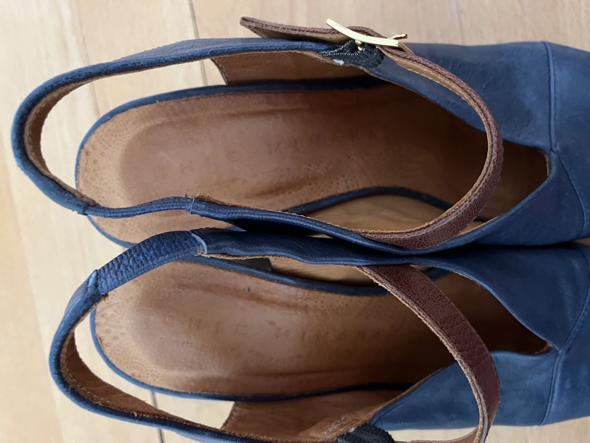 Chie Mihara Damenschuhe: Chie Mihara Plateau Sandalen – Gebraucht aus Lengwil von jan_8wtz 3