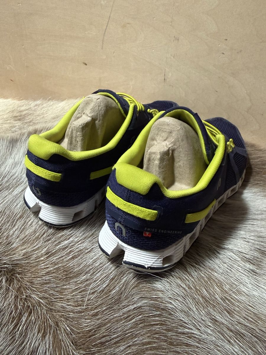 On Herrenschuhe: On Running Cloud Schuch in 40,5 – Gebraucht aus Oberrieden von edikk
