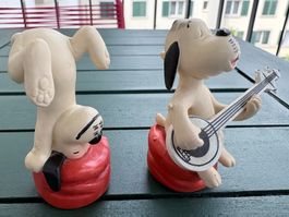 2 Vintage "Aktion Sorgenkind ZDF" Snoopy Hund-Figuren ca1970