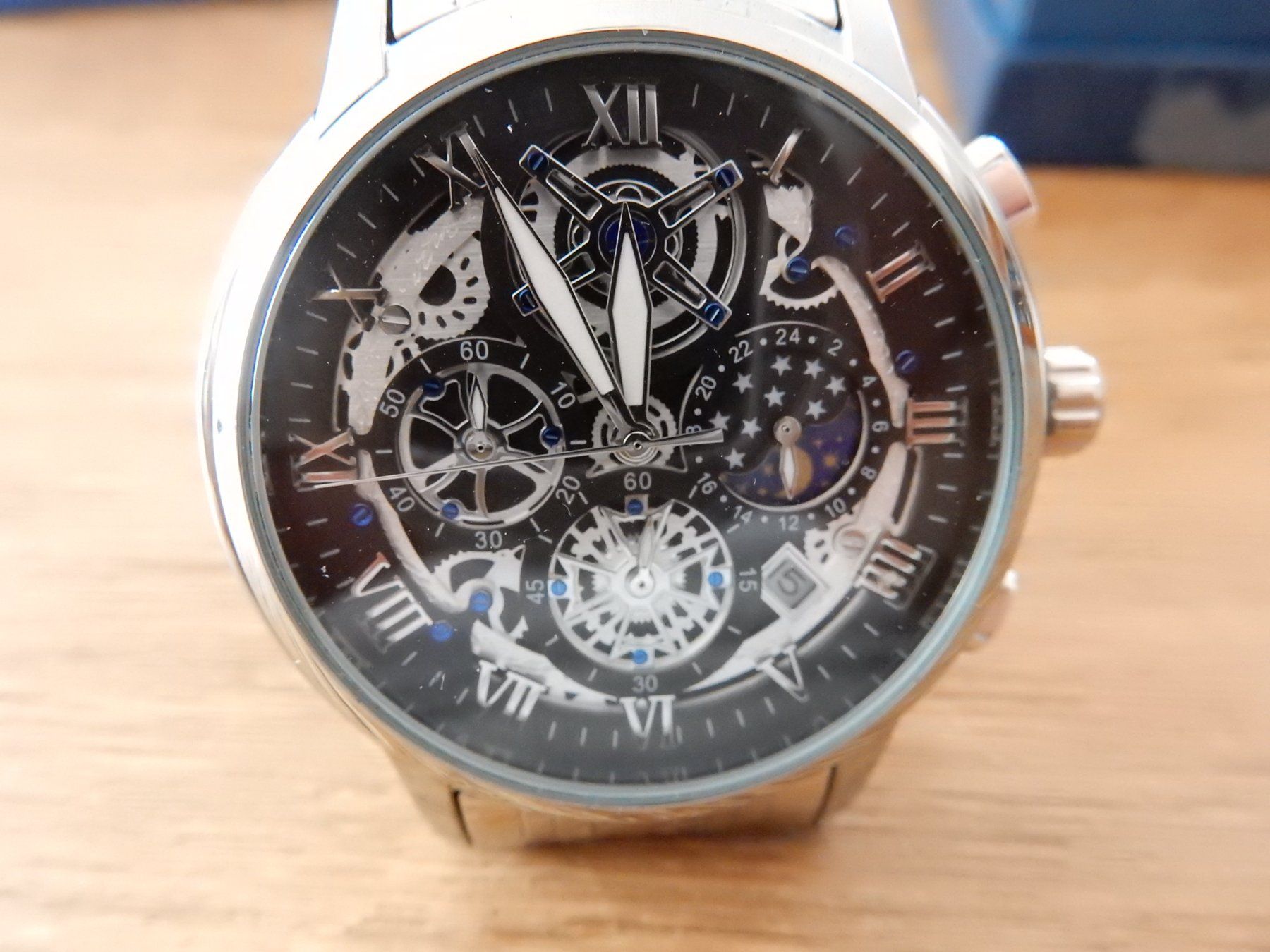 Montres: Lige Designe Herren Uhr – Neuf (Voir description) à Balsthal par jacky63