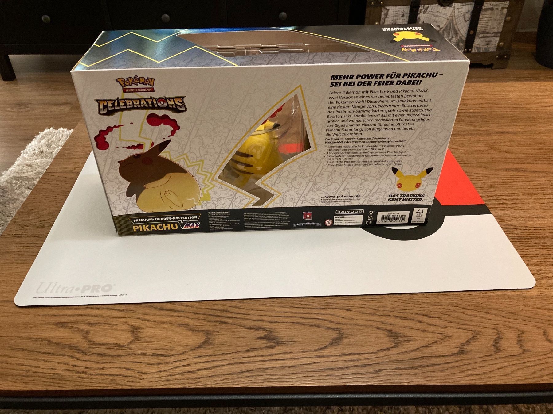 Pokémon Cartes à collectionner: Pokemon Celebrations Pikachu Vmax DE – Neuf avec emballage d'origine à Küssnacht am Rigi par Ebikoner 2