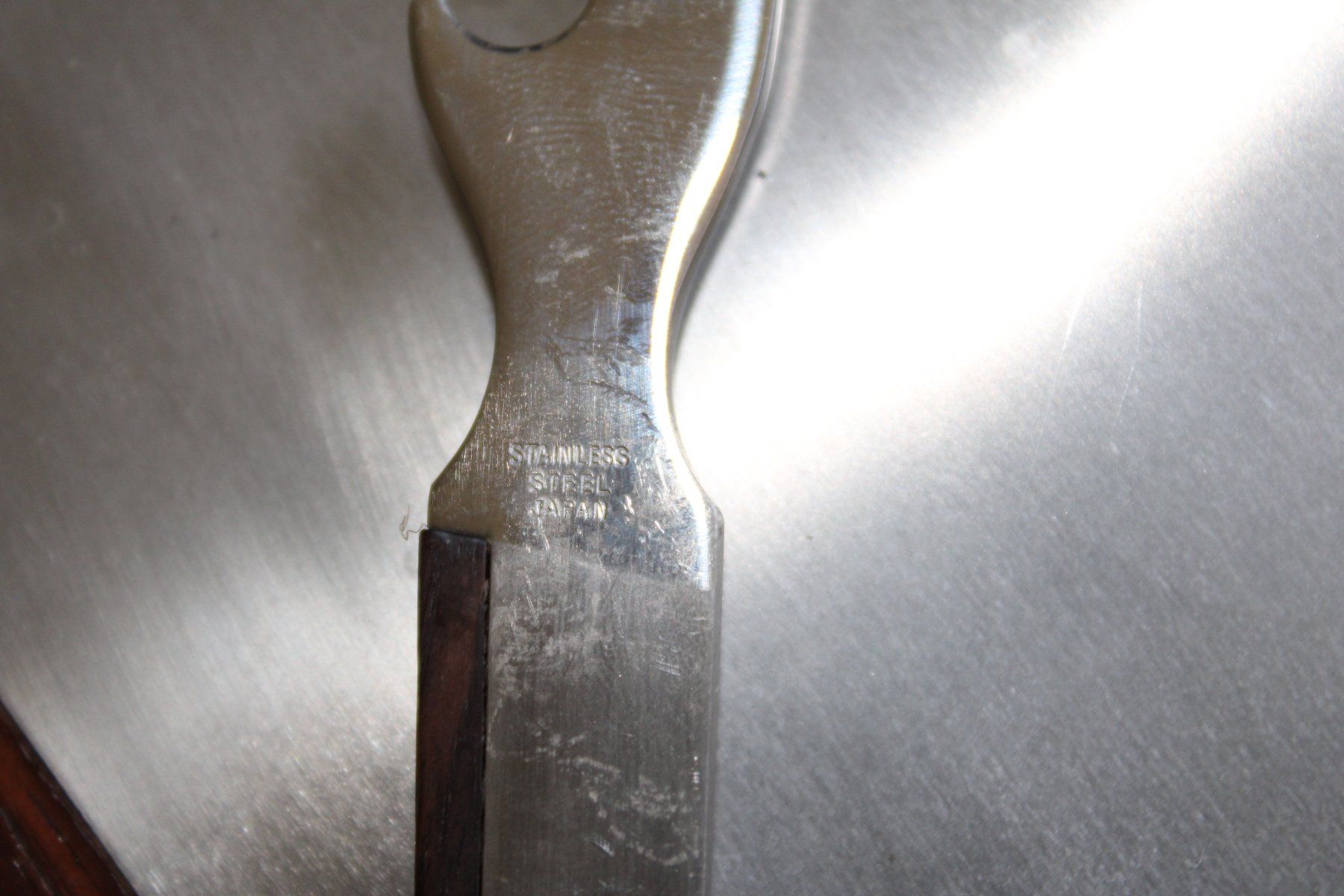 Coltelli da cucina: Käsemesser mit Brett (IC) – Usato da Schaan venduto da antikes_und_kurioses 2