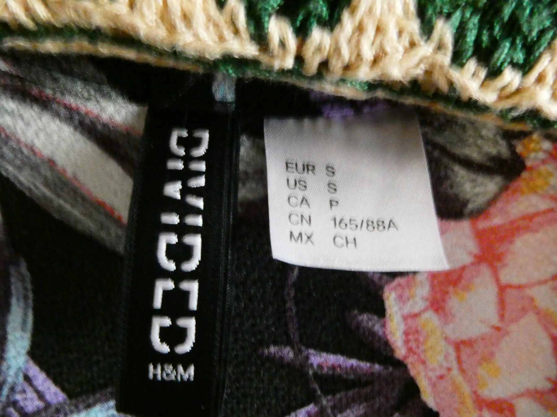 H&M Camicette: Luftige Bluse/Jacke, Blumenmotiv – Usato da Zürich venduto da Jo-Ma 2