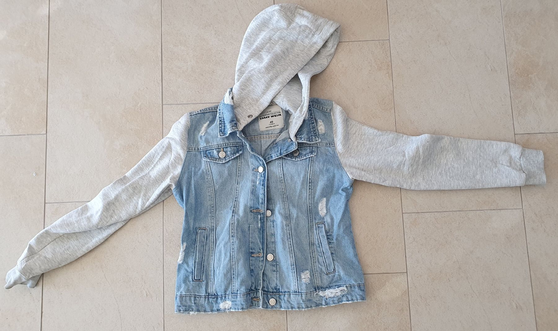 Tally Weijl Giacche & Cappotti: Jeansjacke – Usato da Liestal venduto da piperpa