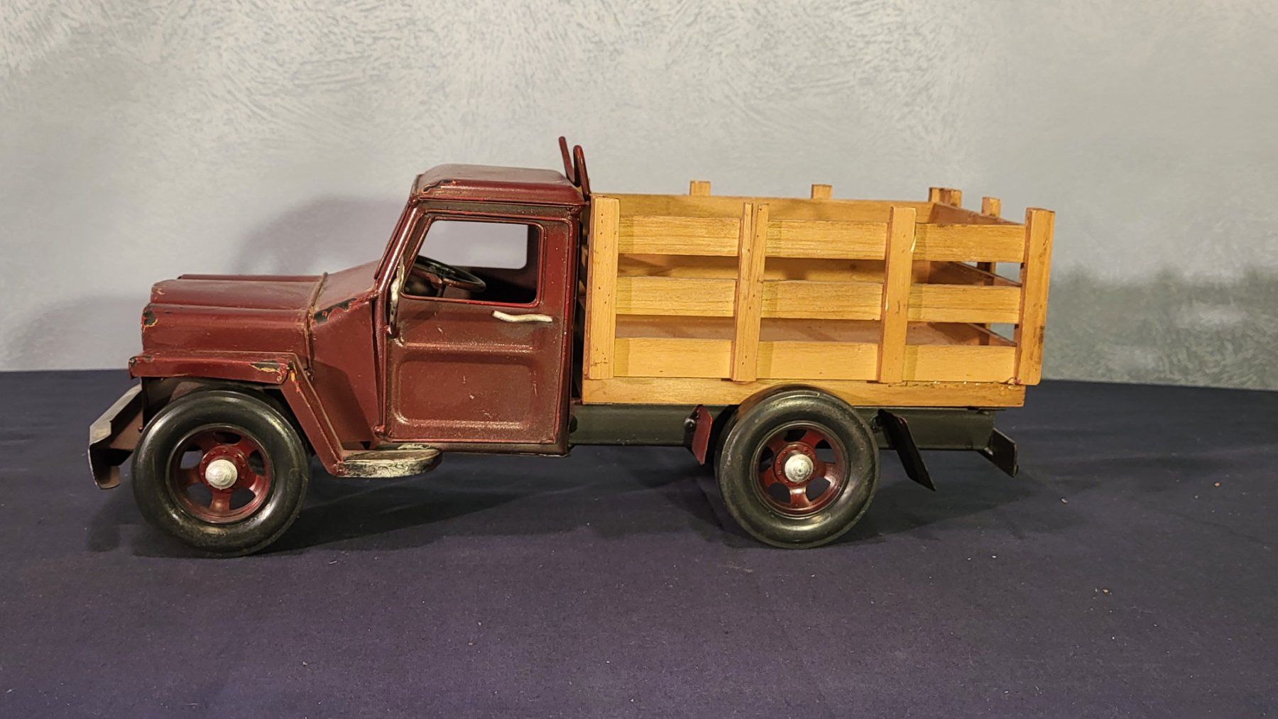 Modellbausätze & Standmodelle: Modell-Lastwagen aus Blech, Metall – Gebraucht aus Uster von gurust 2