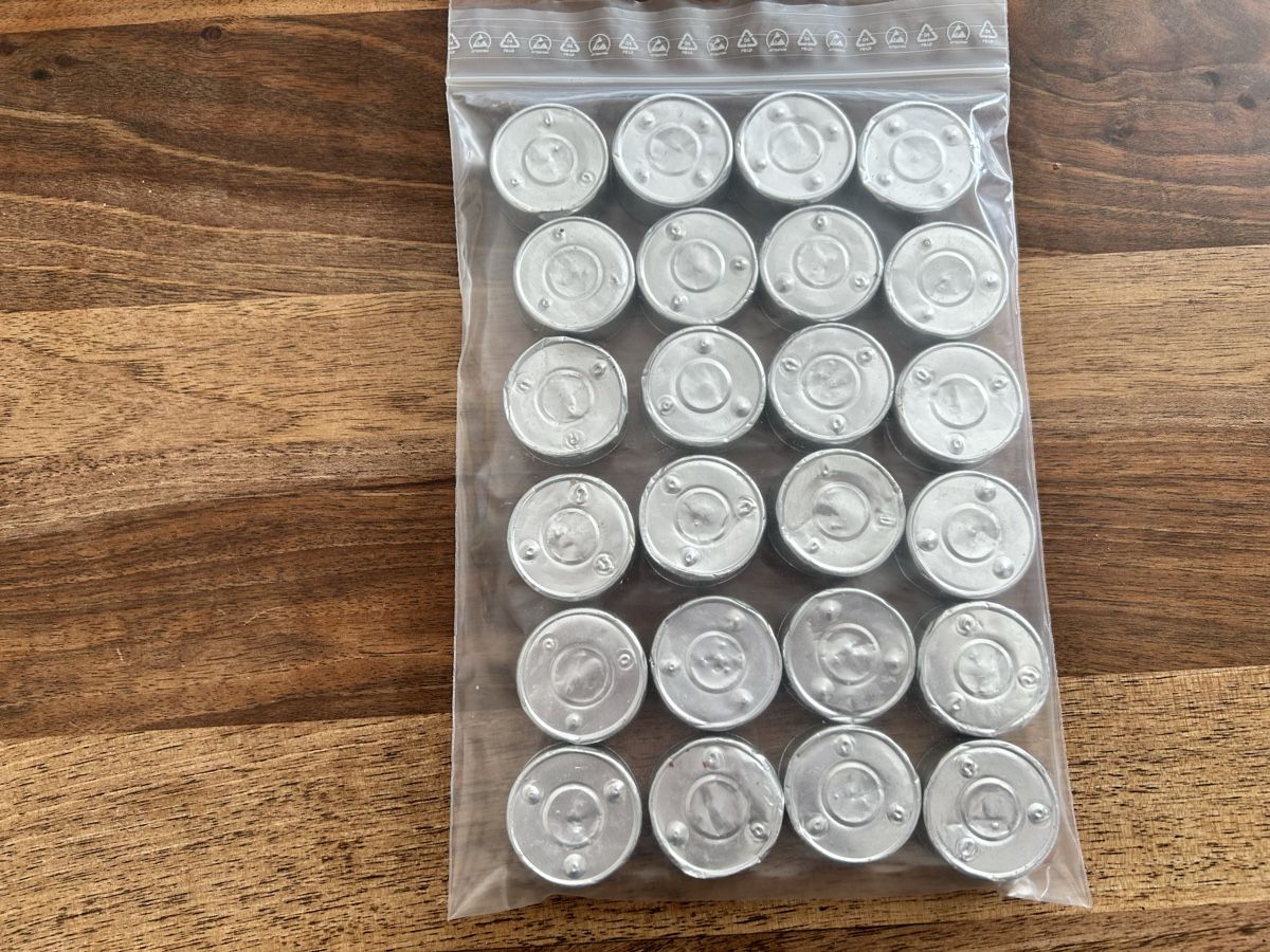 Ikea Candele: 24 Teelichter neu und originalverpackt – Nuovo (secondo la descrizione) da Rupperswil venduto da Birke11 1