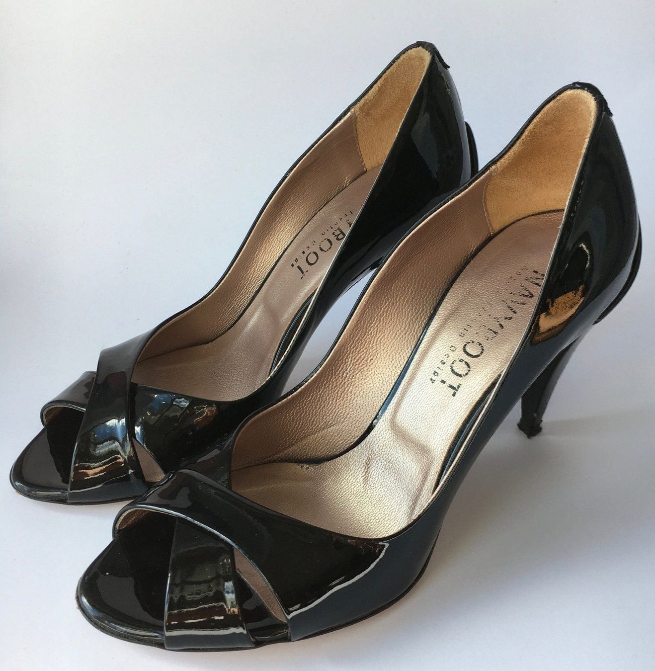 Navyboot Scarpe da donna: Navyboot schwarzer Lack Peeptoes Grösse 36 – Usato da Stallikon venduto da berg118